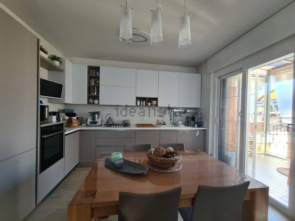 casa indipendente in vendita a Torino in zona Lucento