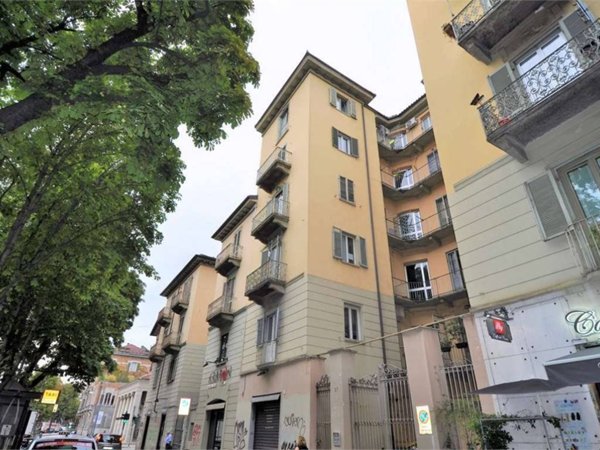 appartamento in vendita a Torino in zona Crocetta