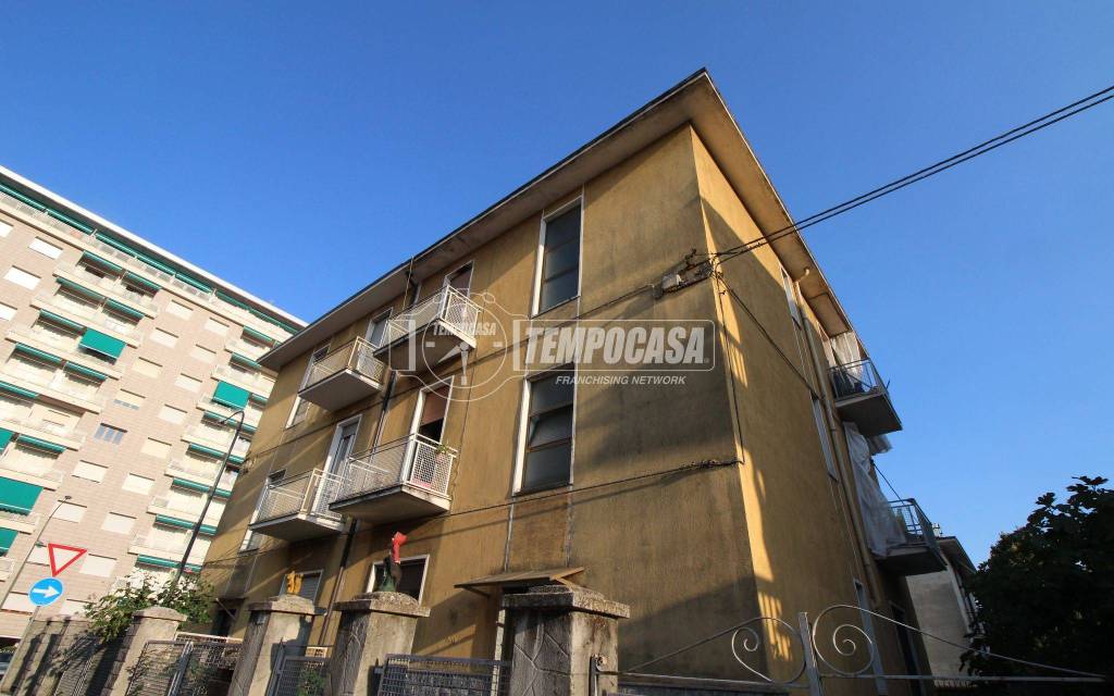casa indipendente in vendita a Torino in zona Santa Rita