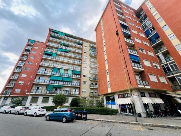 appartamento in vendita a Torino in zona Lucento