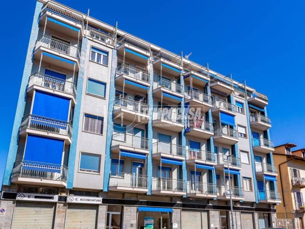 appartamento in vendita a Torino in zona Barca