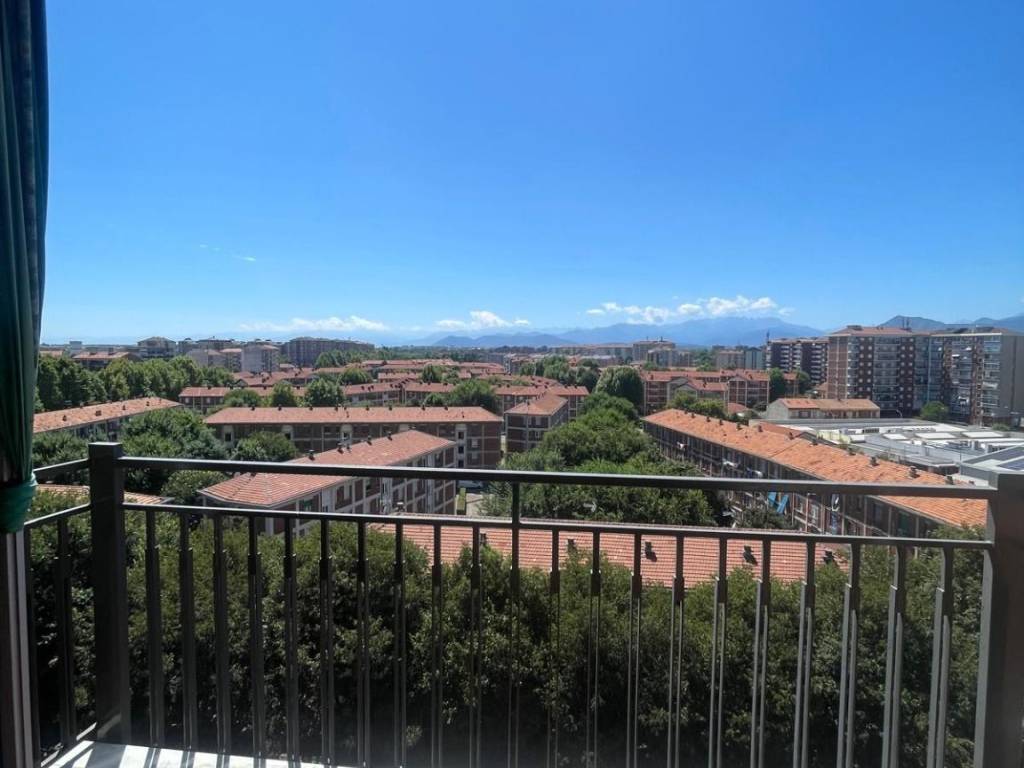 appartamento in vendita a Torino in zona Lucento