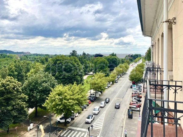 appartamento in vendita a Torino in zona Millefonti