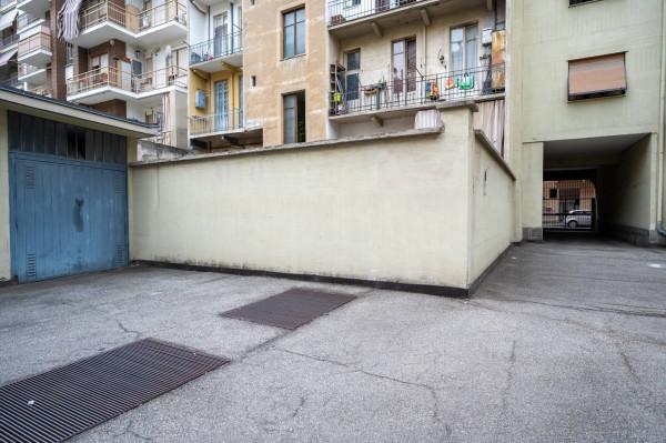 negozio in vendita a Torino in zona Crocetta