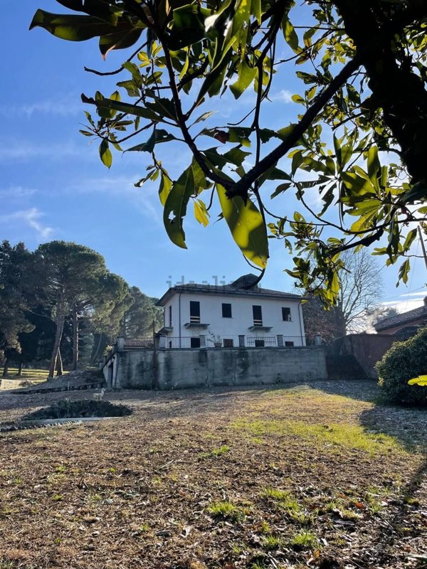 casa indipendente in vendita a Torino in zona Borgo Po