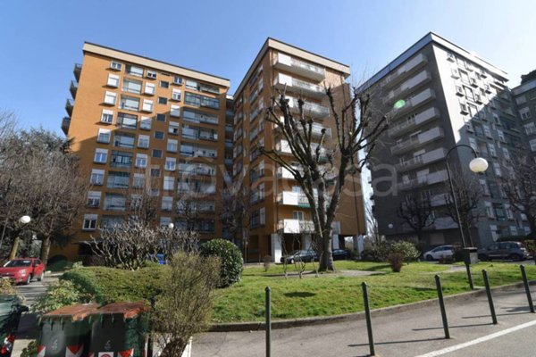 appartamento in vendita a Torino in zona Millefonti