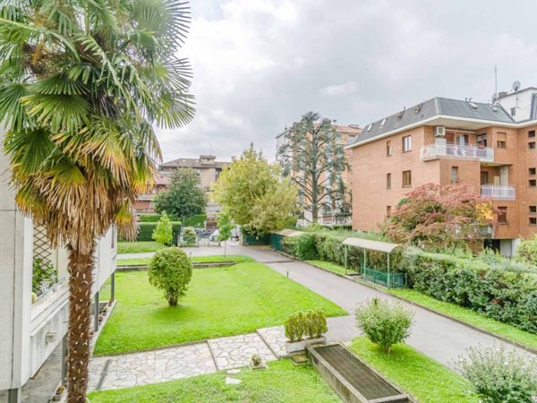 appartamento in vendita a Torino in zona Parella