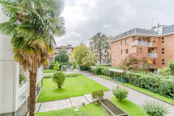 appartamento in vendita a Torino in zona Parella