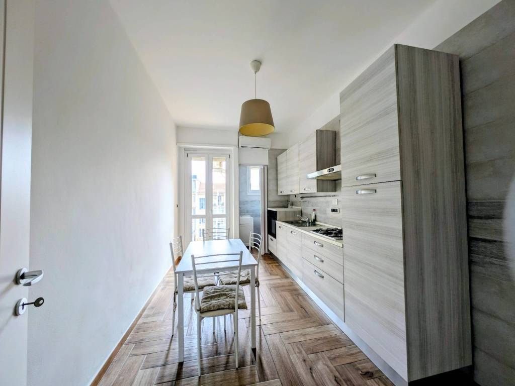 appartamento in vendita a Torino in zona Parella