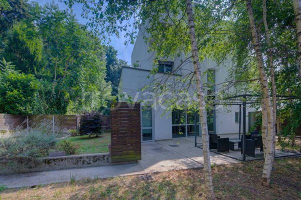 casa indipendente in vendita a Torino in zona Cavoretto
