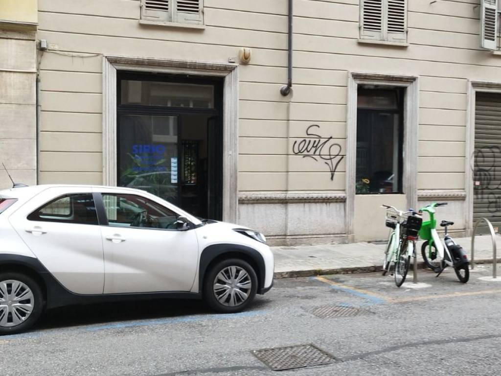 negozio in vendita a Torino in zona Crocetta