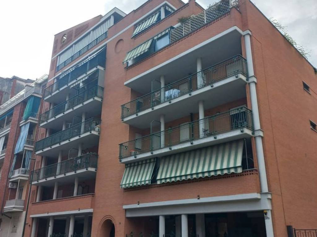 appartamento in vendita a Torino in zona Borgata Vittoria