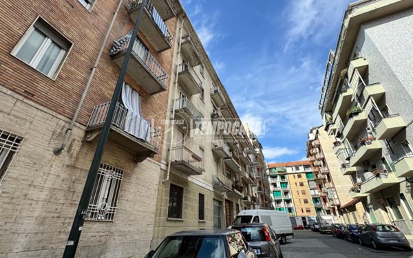 appartamento in vendita a Torino in zona Mirafiori Sud