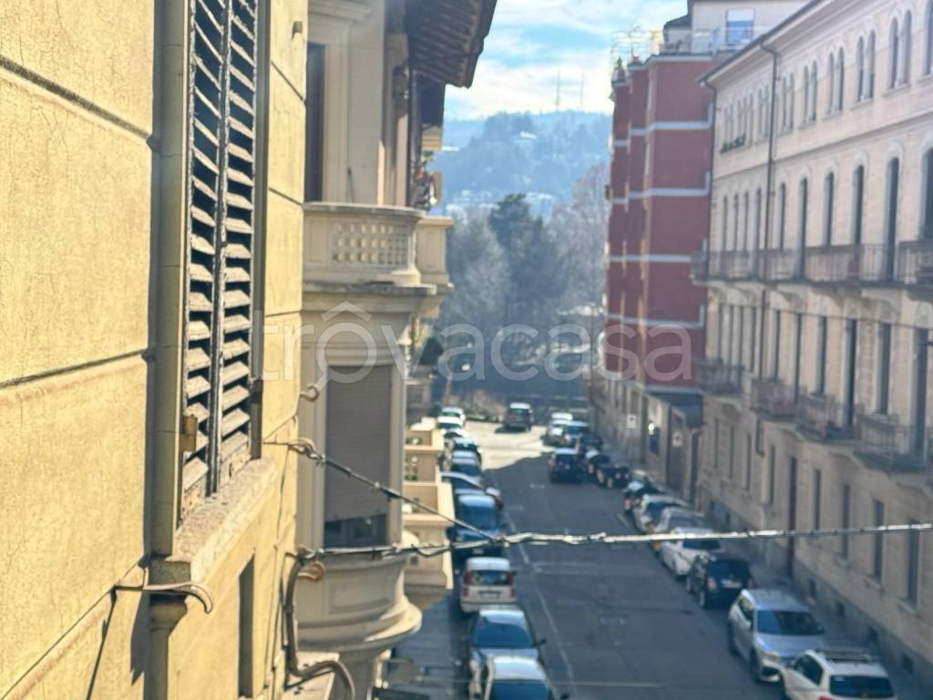 appartamento in vendita a Torino in zona Vanchiglia