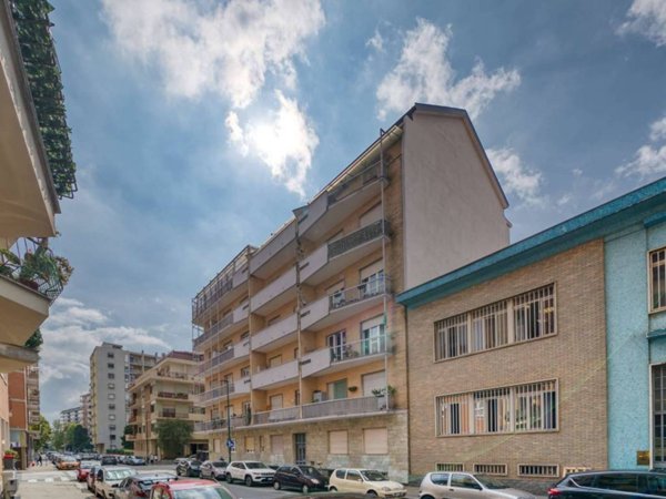 appartamento in vendita a Torino in zona Pozzo Strada