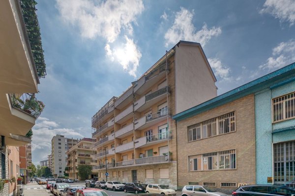 appartamento in vendita a Torino in zona Pozzo Strada