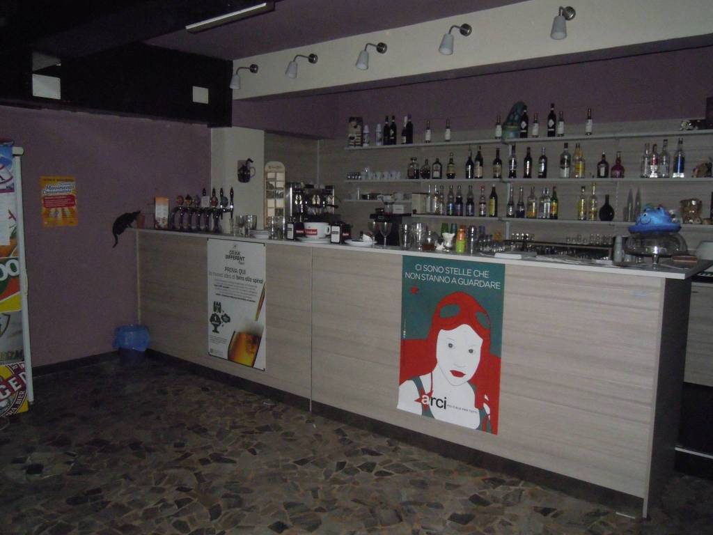 negozio in vendita a Torino in zona Parella