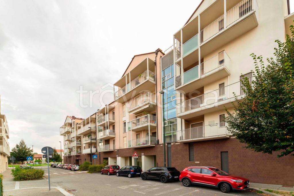 appartamento in vendita a Torino in zona Bertolla