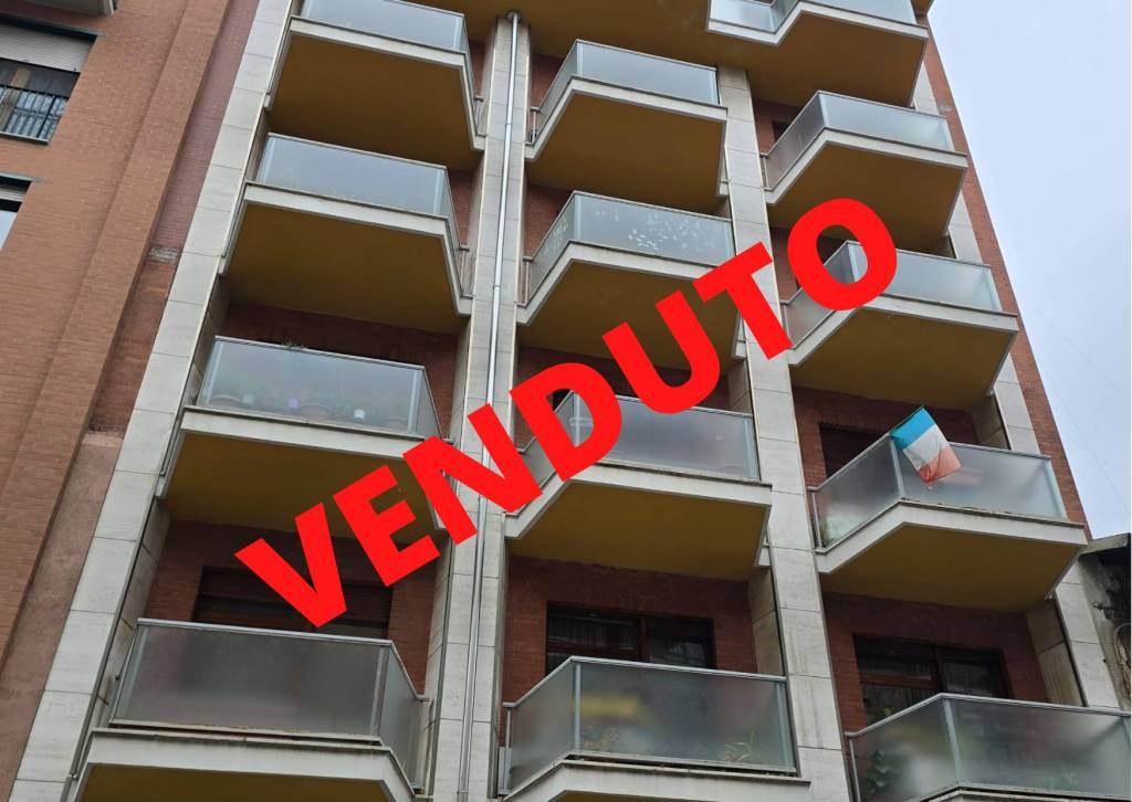 appartamento in vendita a Torino in zona Borgata Vittoria