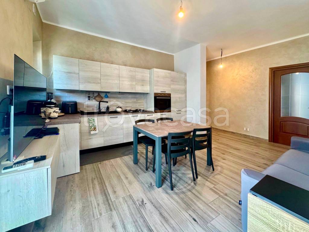 appartamento in vendita a Torino in zona Mirafiori Sud