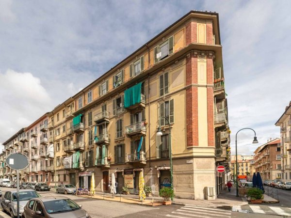 appartamento in vendita a Torino in zona Cenisia