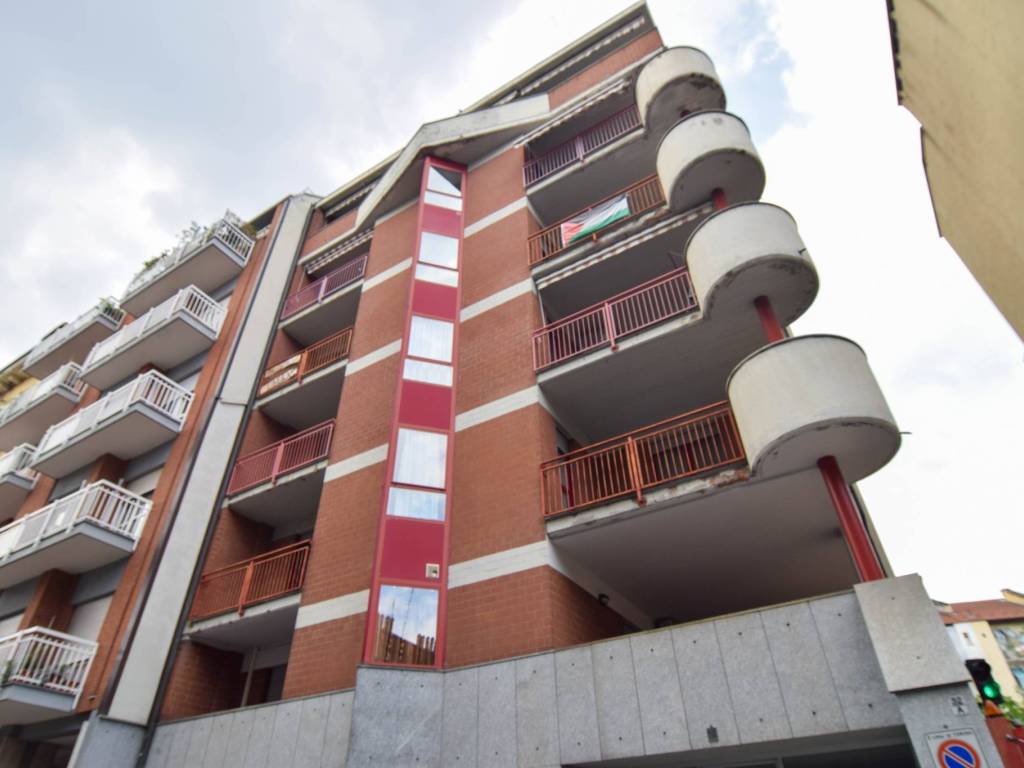 appartamento in vendita a Torino in zona Cenisia