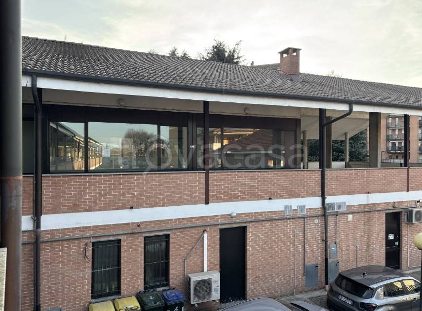 ufficio in vendita a Torino in zona Barca