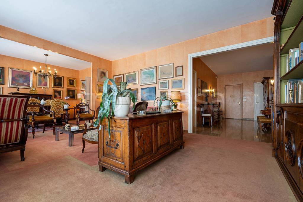 appartamento in vendita a Torino in zona Crocetta