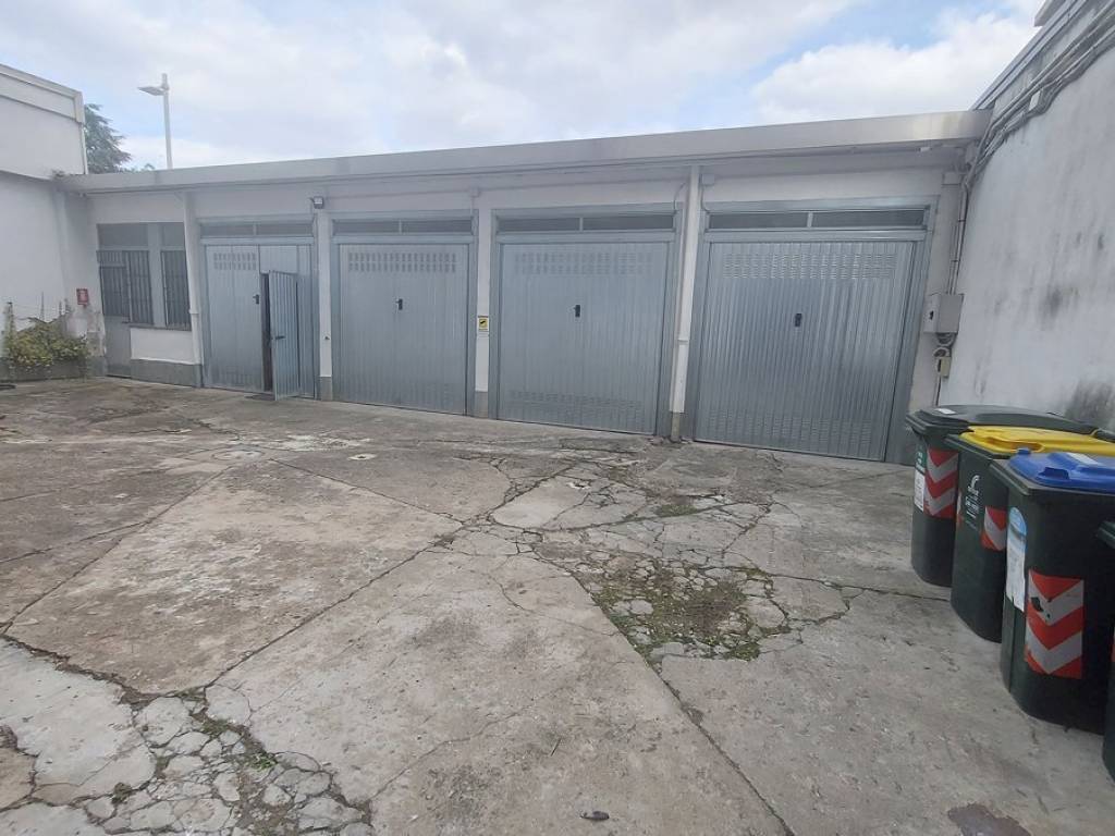 locale di sgombero in vendita a Torino in zona Pozzo Strada