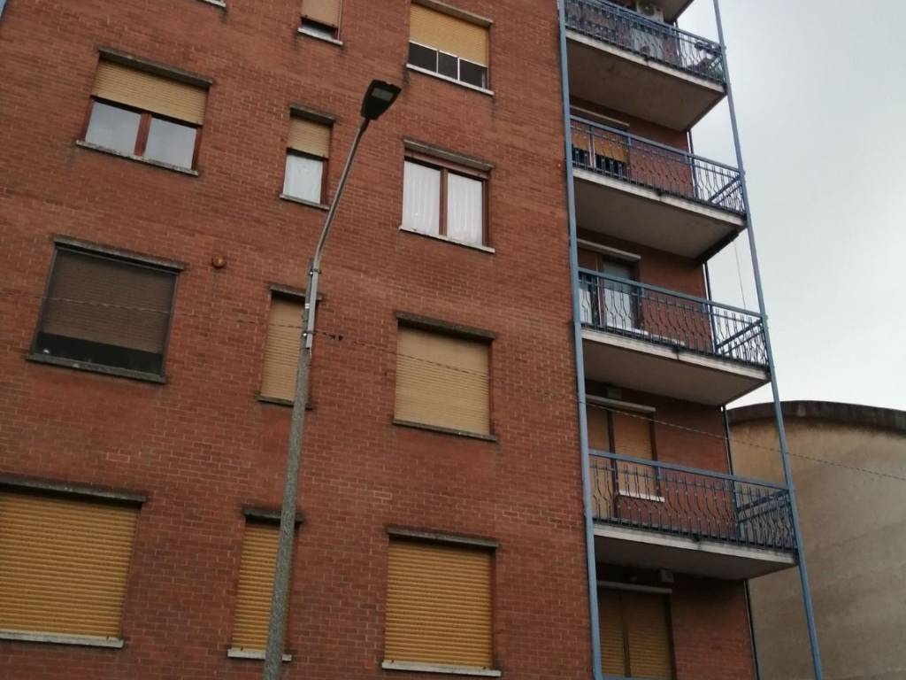 appartamento in vendita a Torino in zona Mirafiori Sud