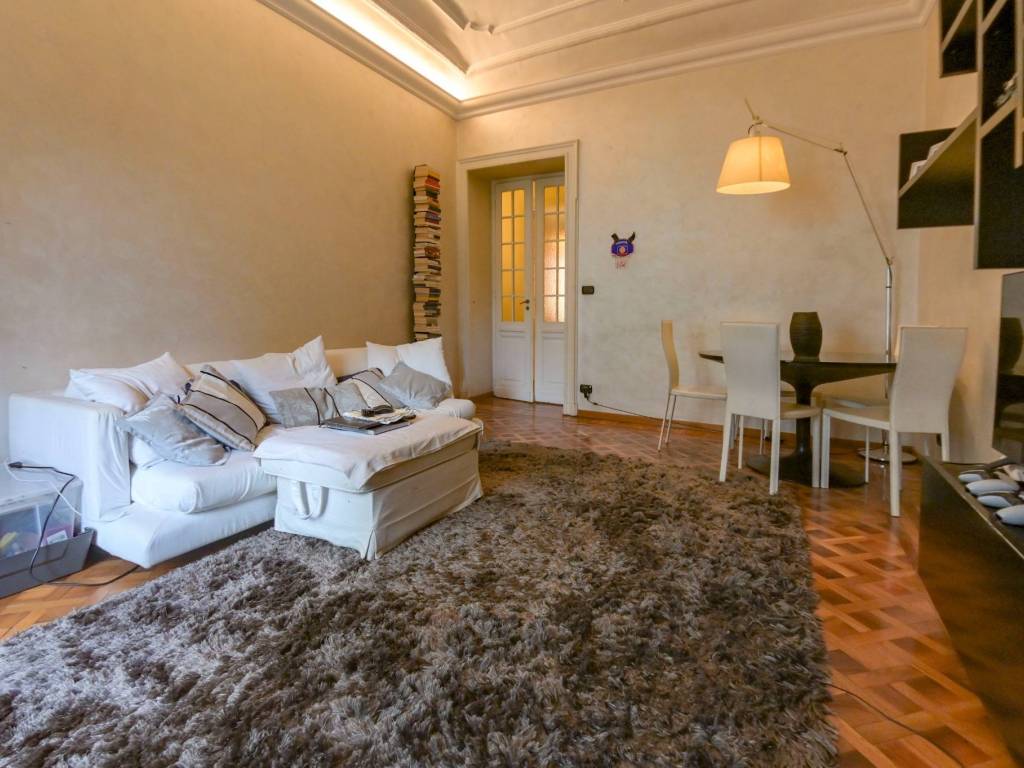 appartamento in vendita a Torino in zona Cit Turin