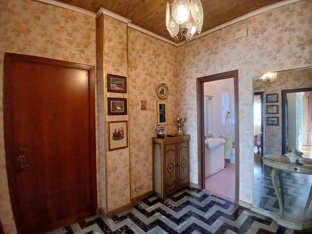 appartamento in vendita a Torino in zona Mirafiori Sud