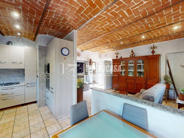 casa indipendente in vendita a Torino in zona Rosa