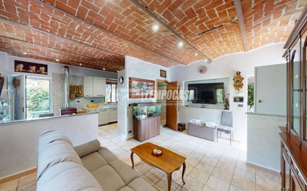 casa indipendente in vendita a Torino in zona Rosa