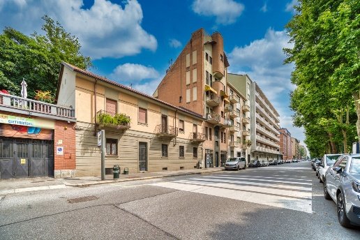appartamento in vendita a Torino in zona Parella