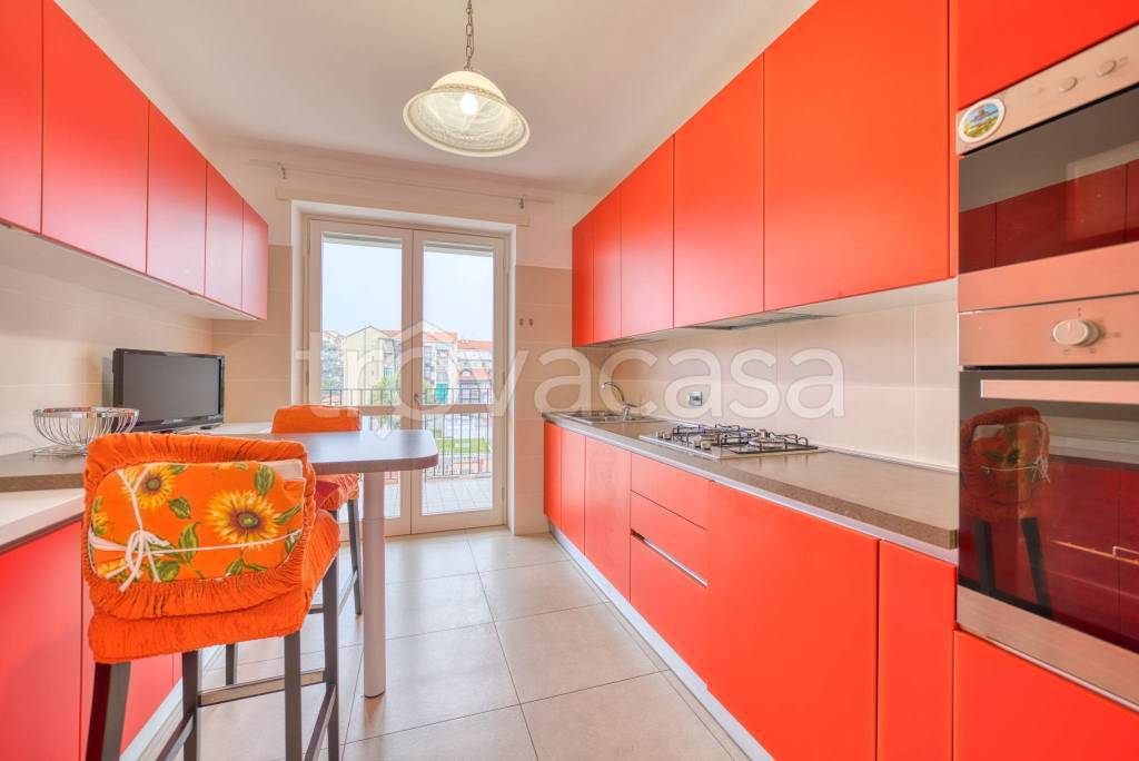 appartamento in vendita a Torino in zona Parella