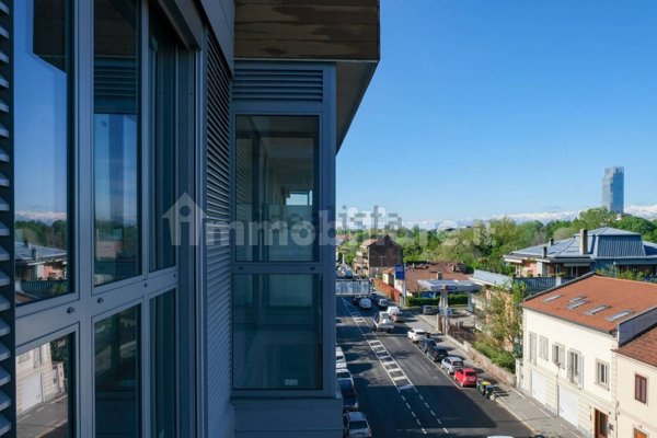 appartamento in vendita a Torino in zona Cavoretto