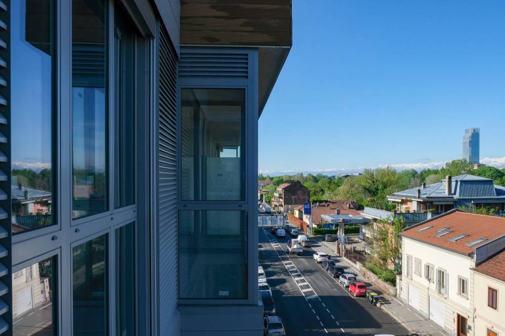 appartamento in vendita a Torino in zona Cavoretto