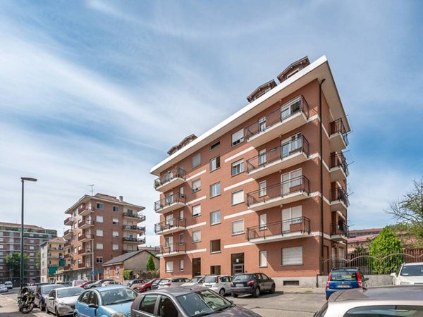 appartamento in vendita a Torino in zona Borgata Vittoria