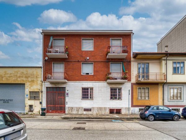 appartamento in vendita a Torino in zona Parella