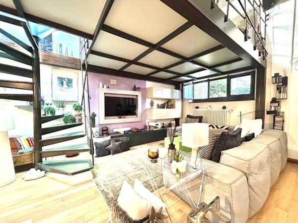 appartamento in vendita a Torino in zona Cit Turin