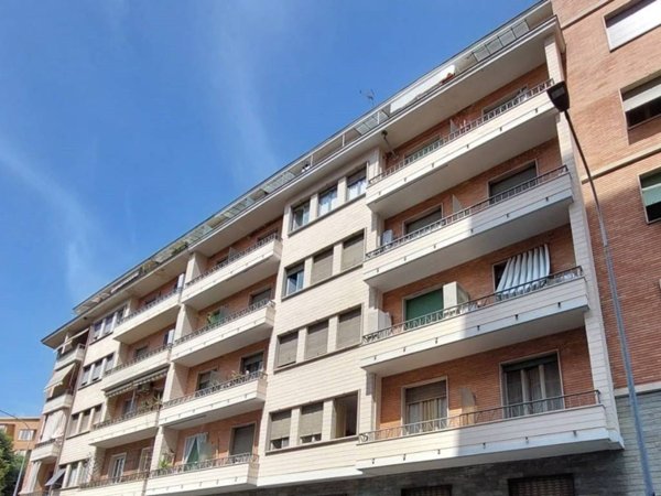 appartamento in vendita a Torino in zona Aurora
