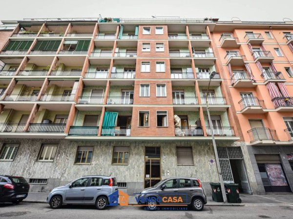 appartamento in vendita a Torino in zona Lingotto