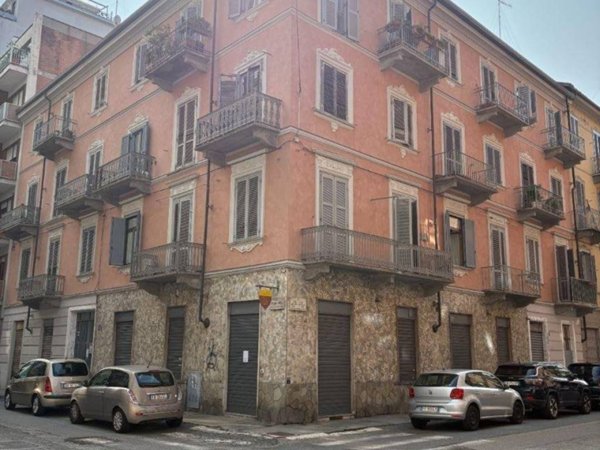 appartamento in vendita a Torino in zona San Salvario