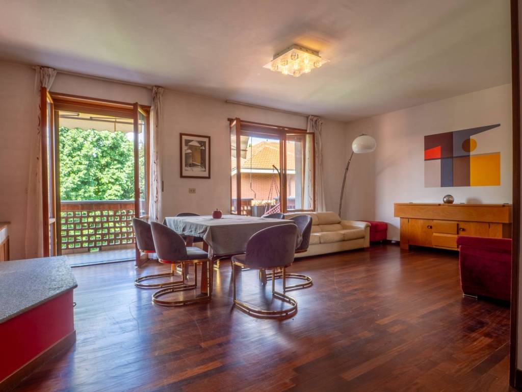 appartamento in vendita a Torino in zona Cavoretto