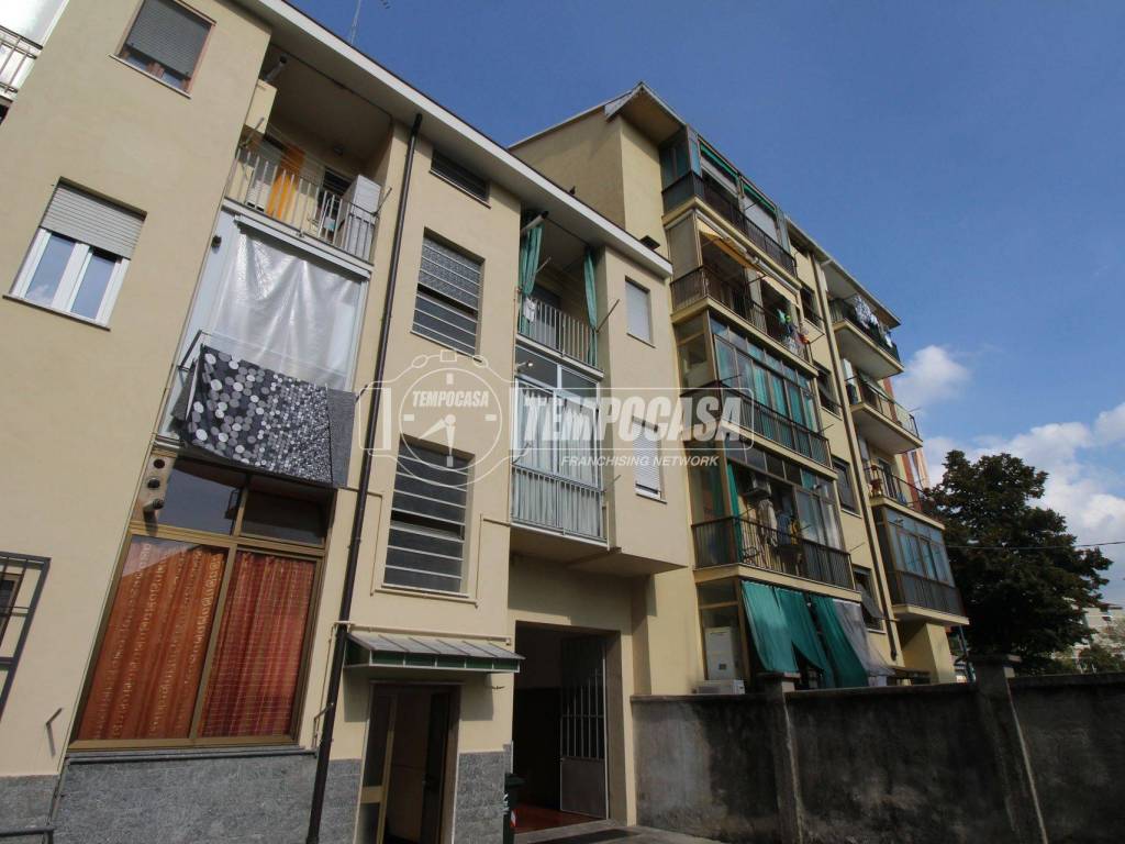 appartamento in vendita a Torino in zona Mirafiori Nord