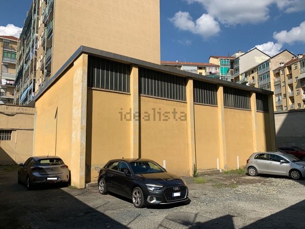 locale di sgombero in vendita a Torino