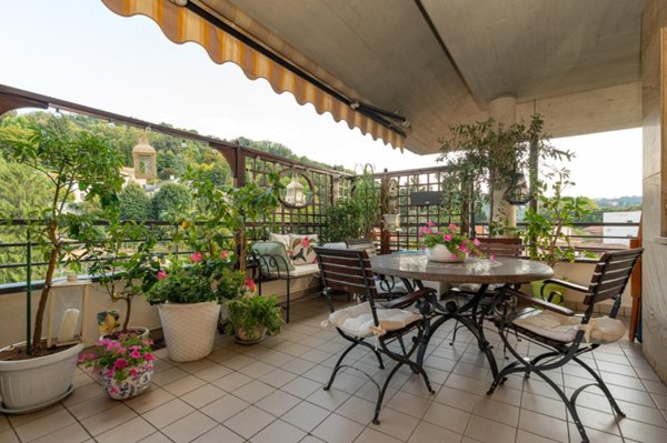 appartamento in vendita a Torino in zona Sassi