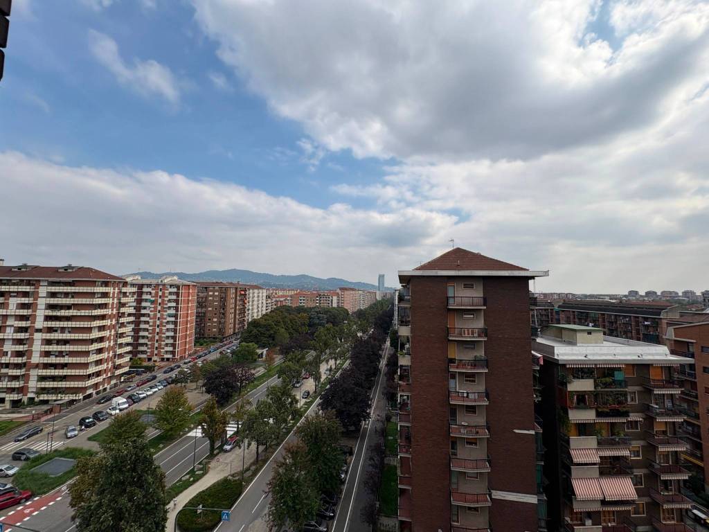 appartamento in vendita a Torino in zona Santa Rita