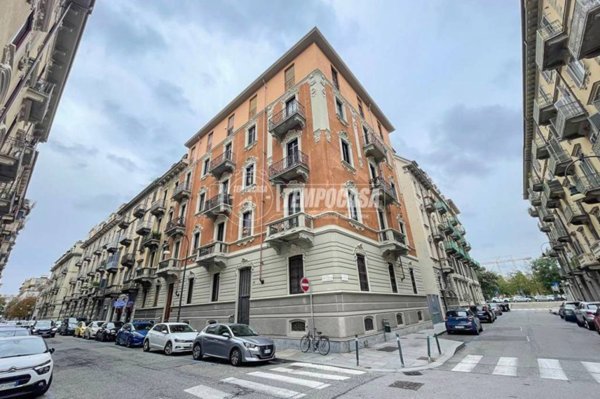 appartamento in vendita a Torino in zona Crocetta